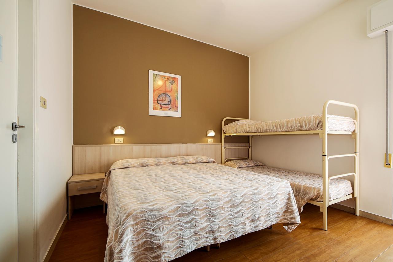 Hotel Susanna Rimini Luaran gambar